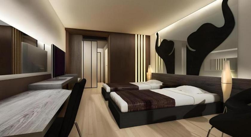 Alvarez Hotel Buri Ram Eksteriør billede