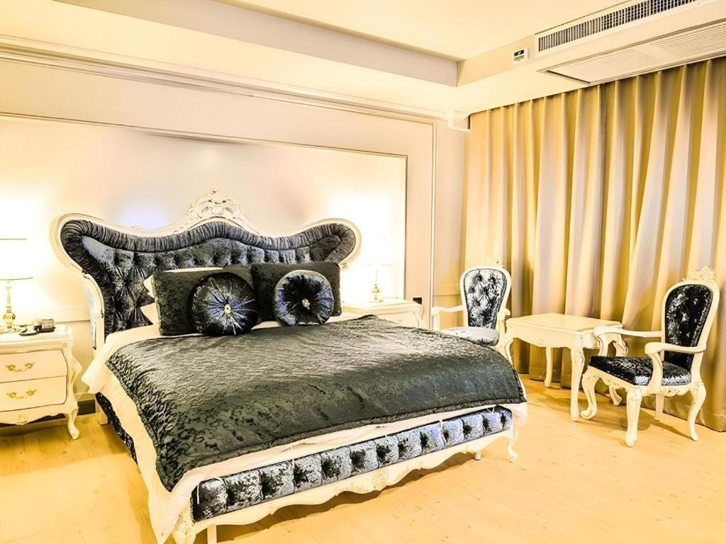 Alvarez Hotel Buri Ram Eksteriør billede