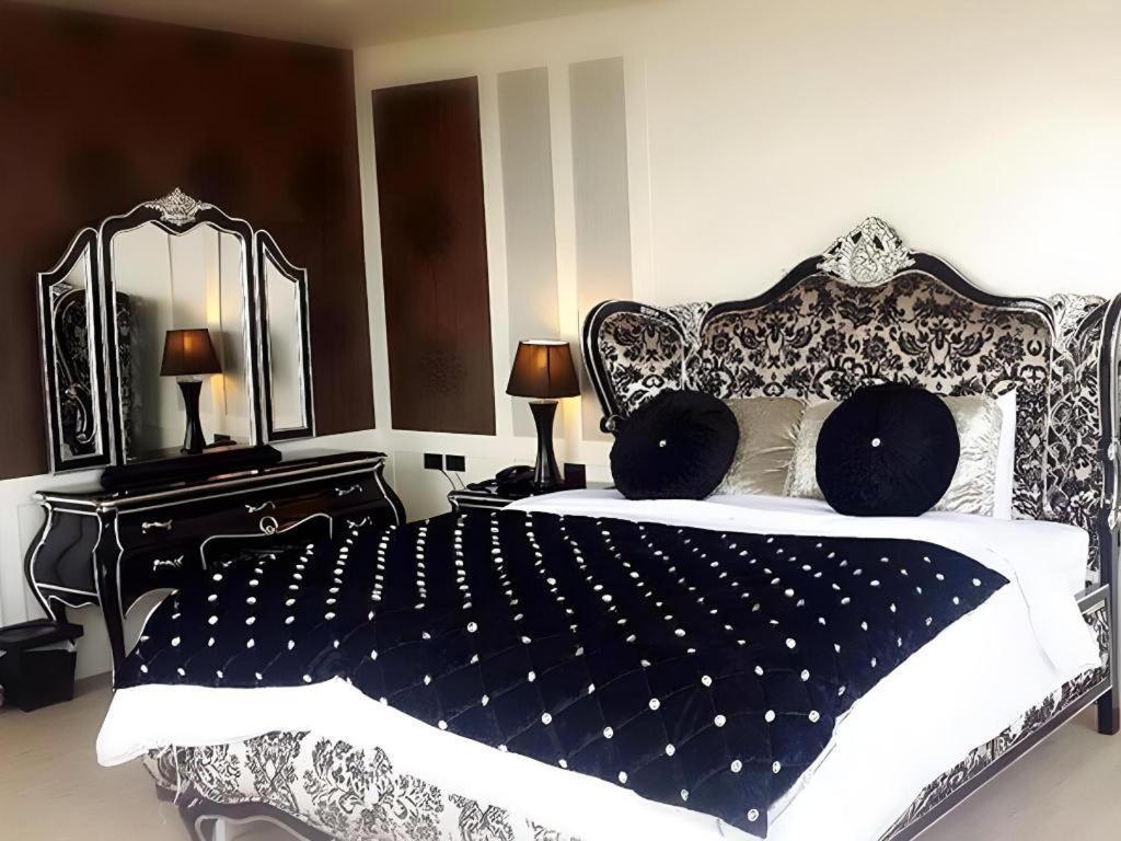 Alvarez Hotel Buri Ram Eksteriør billede