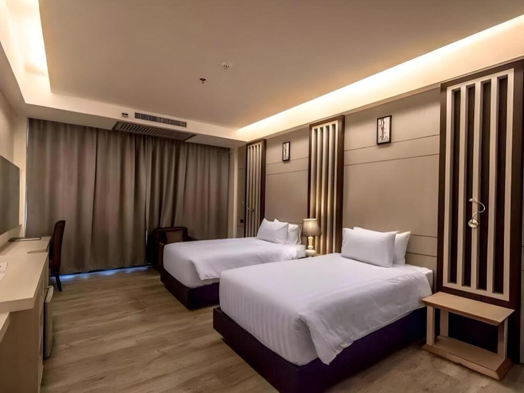 Alvarez Hotel Buri Ram Eksteriør billede