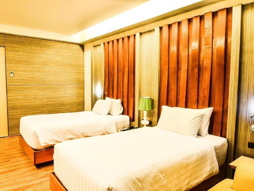 Alvarez Hotel Buri Ram Eksteriør billede