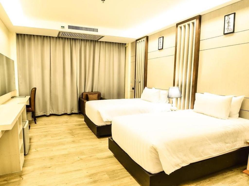 Alvarez Hotel Buri Ram Eksteriør billede